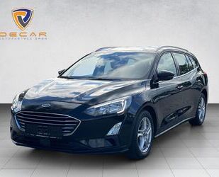 Ford Ford Focus Cool & Connect 1.0 EcoBoost KAT Metalli Gebrauchtwagen