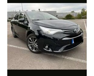 Toyota Toyota Avensis 2,0-l-D-4D Comfort Touring Sports C Gebrauchtwagen