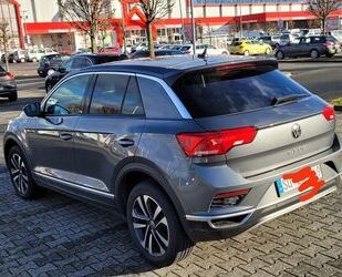 VW Volkswagen T-Roc 1.5 TSI DSG /Style/LED/AHK/United Gebrauchtwagen