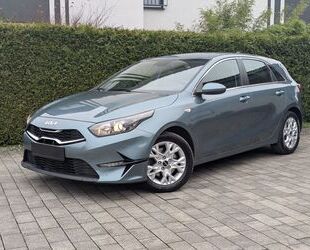 Kia Kia Ceed T-GDI 120 Vision *Limousine, 1.HAND* Gebrauchtwagen