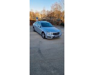 Mercedes-Benz Mercedes-Benz E 220 CDI BlueEFFICIENCY AVANTGARDE Gebrauchtwagen