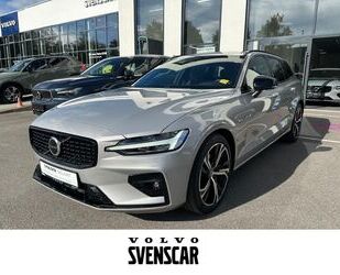 Volvo Volvo V60 Plus Dark B4 Diesel EU6d StandHZG Leder Gebrauchtwagen