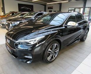 INFINITI Infiniti Q30 1.6 Premium / Navi / Klimaautomatik Gebrauchtwagen