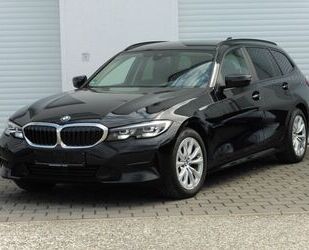 BMW BMW 318d Aut. Touring 1-Hand LED Navi SHZ AHK 17