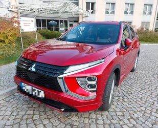 Mitsubishi Mitsubishi Eclipse Cross 2.4 PLUG-IN HYBRID 4WD Se Gebrauchtwagen