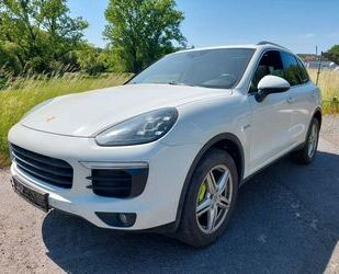 Porsche Porsche Cayenne S E-Hybrid Keyless Navi Leder Kame Gebrauchtwagen