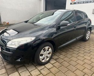 Renault Renault Megane III Lim. 5-trg. Je taime TUV/AU 12 Gebrauchtwagen