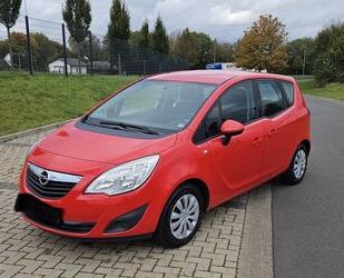 Opel Opel Meriva 1.4 Design Edition 74kW Design Edition Gebrauchtwagen