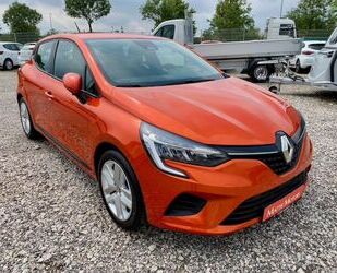 Renault Renault Clio E-TECH Hybrid AAC PDC NAVI SHZ CARPLA Gebrauchtwagen