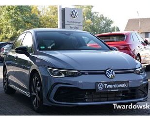 VW Volkswagen Golf VIII R-Line Matrix PANO AHK H&K SH Gebrauchtwagen