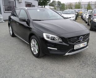 Volvo Volvo V60 Cross Country Summum 4x4*Pano*Leder*220P Gebrauchtwagen