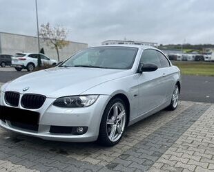 BMW BMW 320i Cabrio - E93 Gebrauchtwagen