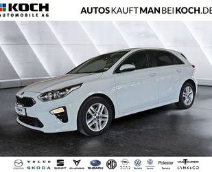 Kia Kia Ceed 1.6 CRDi DCT VISION PDC NAVI KAMERA SHZ L Gebrauchtwagen