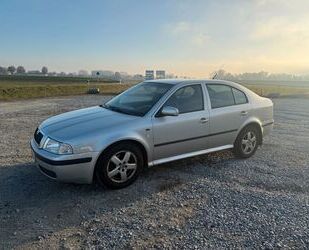 Skoda Skoda Octavia Lim. Elegance 2.Hand Ahk Klima TÜV 0 Gebrauchtwagen