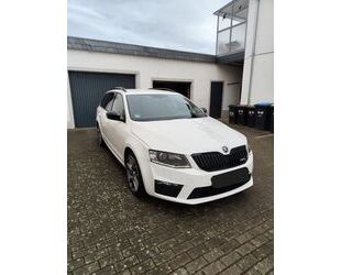 Skoda Skoda Octavia 2.0 TDI RS Combi mit Anhängerkupplun Gebrauchtwagen