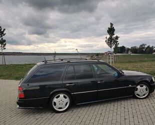 Mercedes-Benz Mercedes-Benz E 300 Kombi Gebrauchtwagen