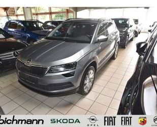 Skoda Skoda Karoq Style Navi LED el.Heck 18 RCam Pano AH Gebrauchtwagen