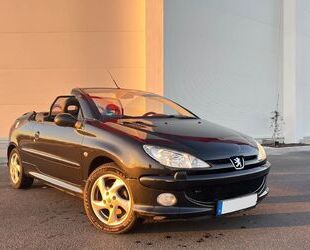 Peugeot Peugeot 206cc ~ LEDER/SHZ Gebrauchtwagen