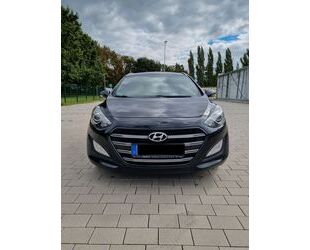 Hyundai Hyundai i30 cw 1.6 GDI DCT PASSION BLUE Gebrauchtwagen