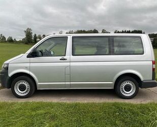 VW Volkswagen T5 2,0 TDI 1 Hand Klima 9 Sitzer EURO 5 Gebrauchtwagen