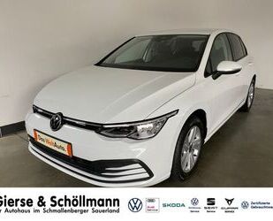 VW Volkswagen Golf VIII Life 1.5 TSI NAVI+LED+SHZ+EPH Gebrauchtwagen