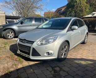 Ford Ford Focus 1,6 EcoBoost 110kW Titanium 150 PS Gebrauchtwagen