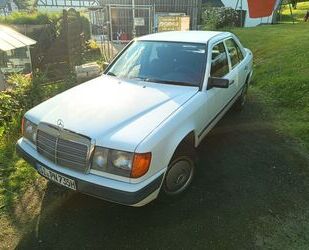 Mercedes-Benz Mercedes-Benz 230E W124 H-Zulassung Gebrauchtwagen