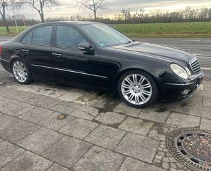 Mercedes-Benz Mercedes-Benz E 280 CDI DESIGNO AVANTGARDE VOLL 2 Gebrauchtwagen