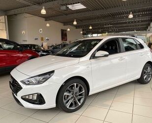 Hyundai Hyundai i30 Trend Mild-Hybrid 1.5 T-GDI EU6d Alu A Gebrauchtwagen