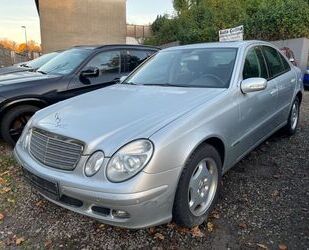 Mercedes-Benz Mercedes-Benz E 200 K Automatik Klima Navi 2x PDC Gebrauchtwagen