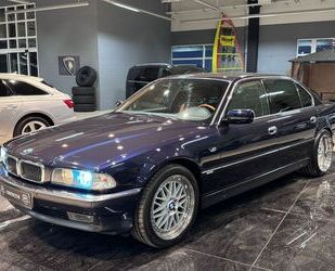 BMW BMW 750IL Xenon Leder Tische Alcantara Tempo PDC 1 Gebrauchtwagen