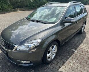 Kia Kia ceed Sportswagon, Fahrzeug Top Zustand Gebrauchtwagen