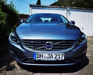 Volvo Volvo S60 D4 AWD Geartronic Kinetic Kinetic Gebrauchtwagen