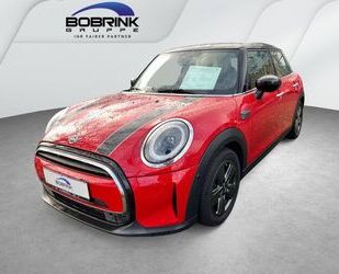 Mini MINI Cooper 5-Türer Classic Trim Pano Navi Kamera Gebrauchtwagen