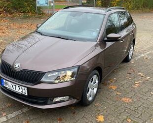 Skoda Skoda Fabia 1.2l TSI 66kW Style Combi Style Gebrauchtwagen