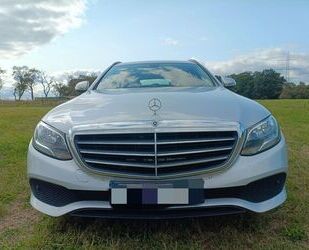 Mercedes-Benz Mercedes-Benz E 220 d T Autom. AHK, Navi Gebrauchtwagen