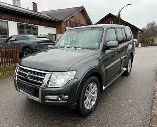 Mitsubishi Mitsubishi Pajero 3.2 DI-D Plus Facelift Leder Xen Gebrauchtwagen