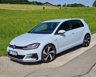 VW Volkswagen Golf 2.0 TSI DSG GTI Performance GTI Pe Gebrauchtwagen