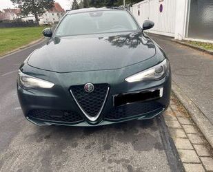 Alfa Romeo Alfa Romeo Giulia 2.2 Diesel 16V 140kW AT8 Lusso T Gebrauchtwagen