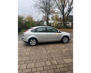 Ford Ford Focus Lim. Style 1,6 KW74 Gebrauchtwagen