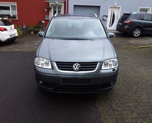 VW Volkswagen Touran 2.0 TDI DSG DPF Trendline Trendl Gebrauchtwagen