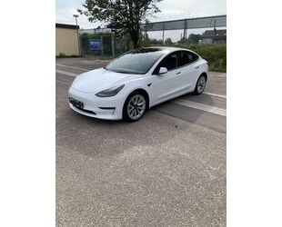 Tesla Tesla Model 3 Long Range - Allradantrieb mit Dual Gebrauchtwagen