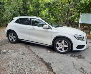 Mercedes-Benz Mercedes-Benz CLA 250 DCT 4MATIC AMG Line Gebrauchtwagen