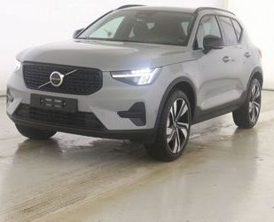 Volvo Volvo XC40 B3 Plus Dark Standhzg 360 Pano Gebrauchtwagen