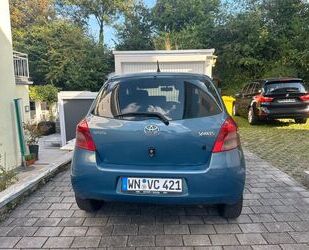 Toyota Toyota Yaris 1,3-l-VVT-i Cool Cool Gebrauchtwagen