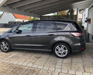 Ford Ford S-Max 2,0 EcoBoost 176kW Titanium Automatik . Gebrauchtwagen