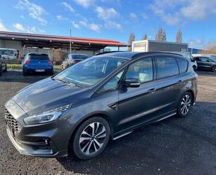 Ford Ford S-Max 2.0 190ps ST-Line Led_Kamera_Navi Gebrauchtwagen