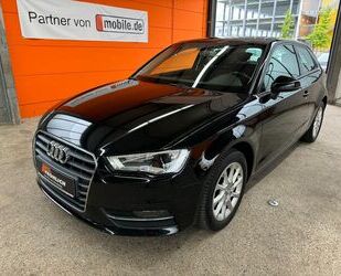 Audi Audi A3 1.6 TDI S Tronic attraction Xenon Navi Gebrauchtwagen