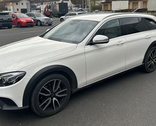 Mercedes-Benz Mercedes-Benz E 220 T-Modell 4Matic All-Terrain, A Gebrauchtwagen