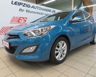 Hyundai Hyundai i30 cw Style*Navi*Kamera+AHK*Panorama*1.Hd Gebrauchtwagen